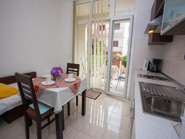 Apartmani Dana Makarska Kültér fotó
